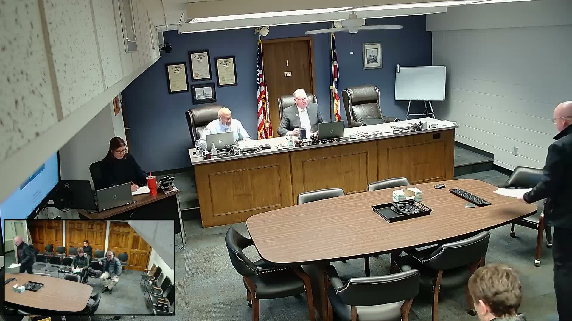 Consultant presents indirect‑cost recovery plan, explains 2 CFR 200 methodology