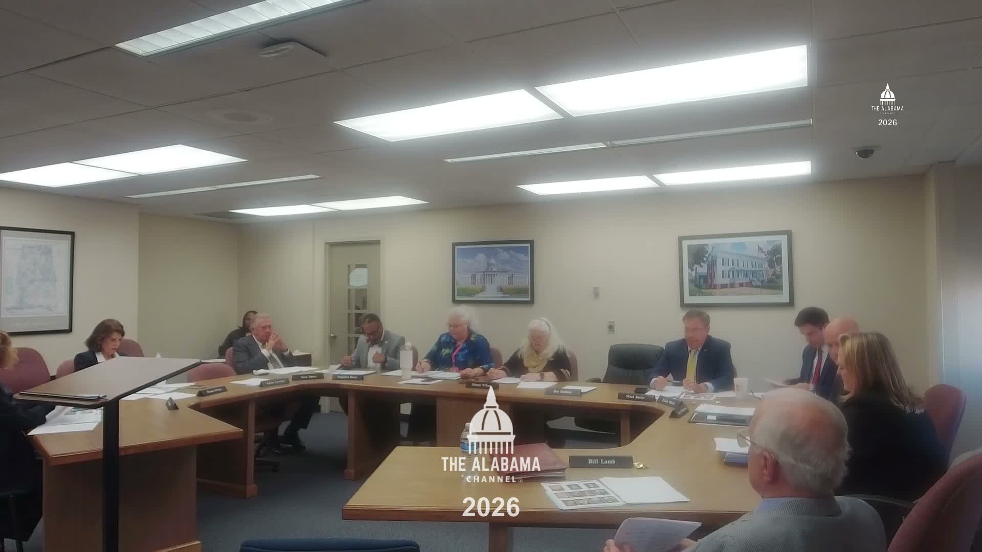 House Sunset Committee approves multiple board continuances, an 811 extension and a new board governance course