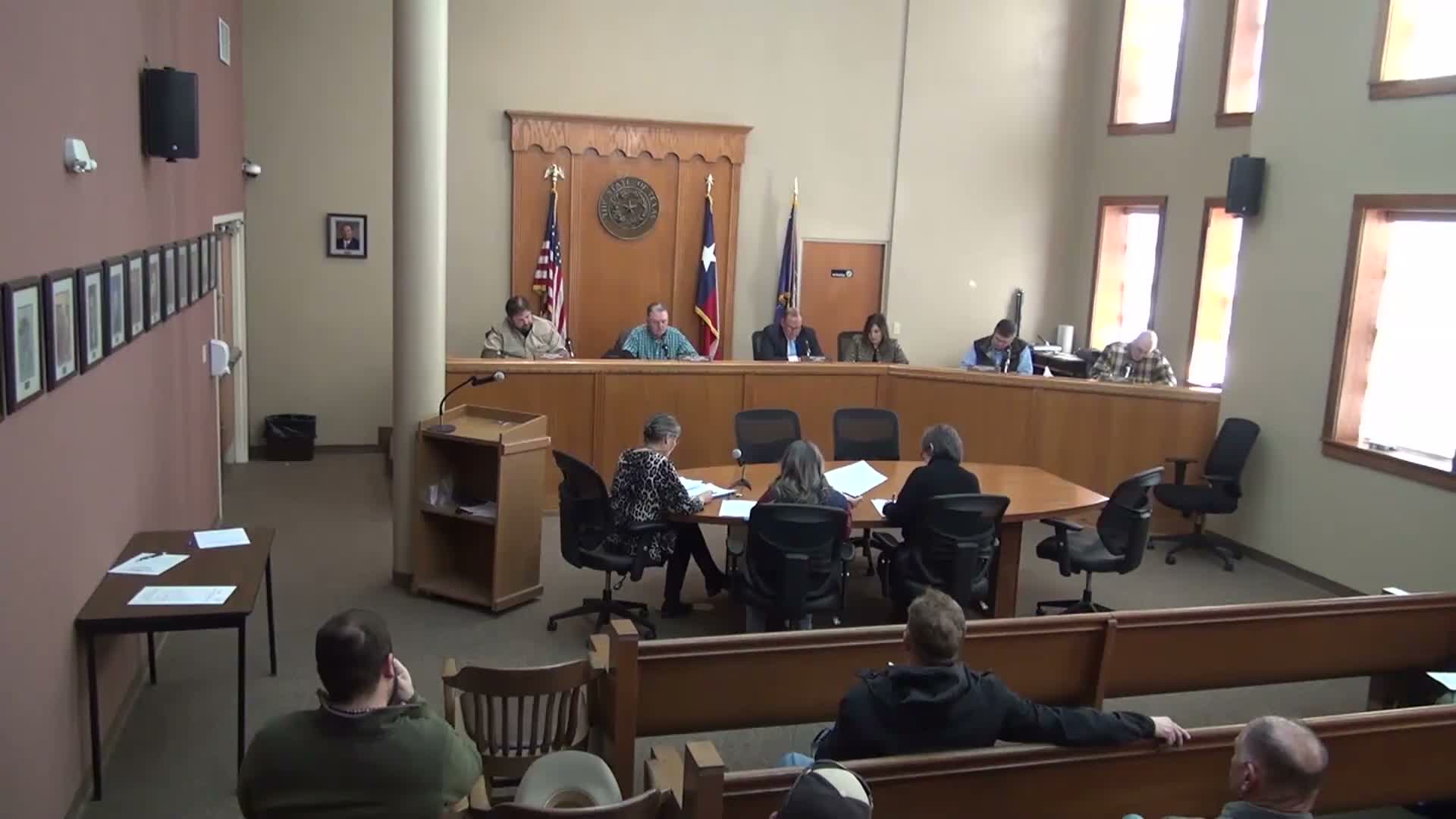 Citizen asks commissioners to seek clarification on hospital-district legal representation