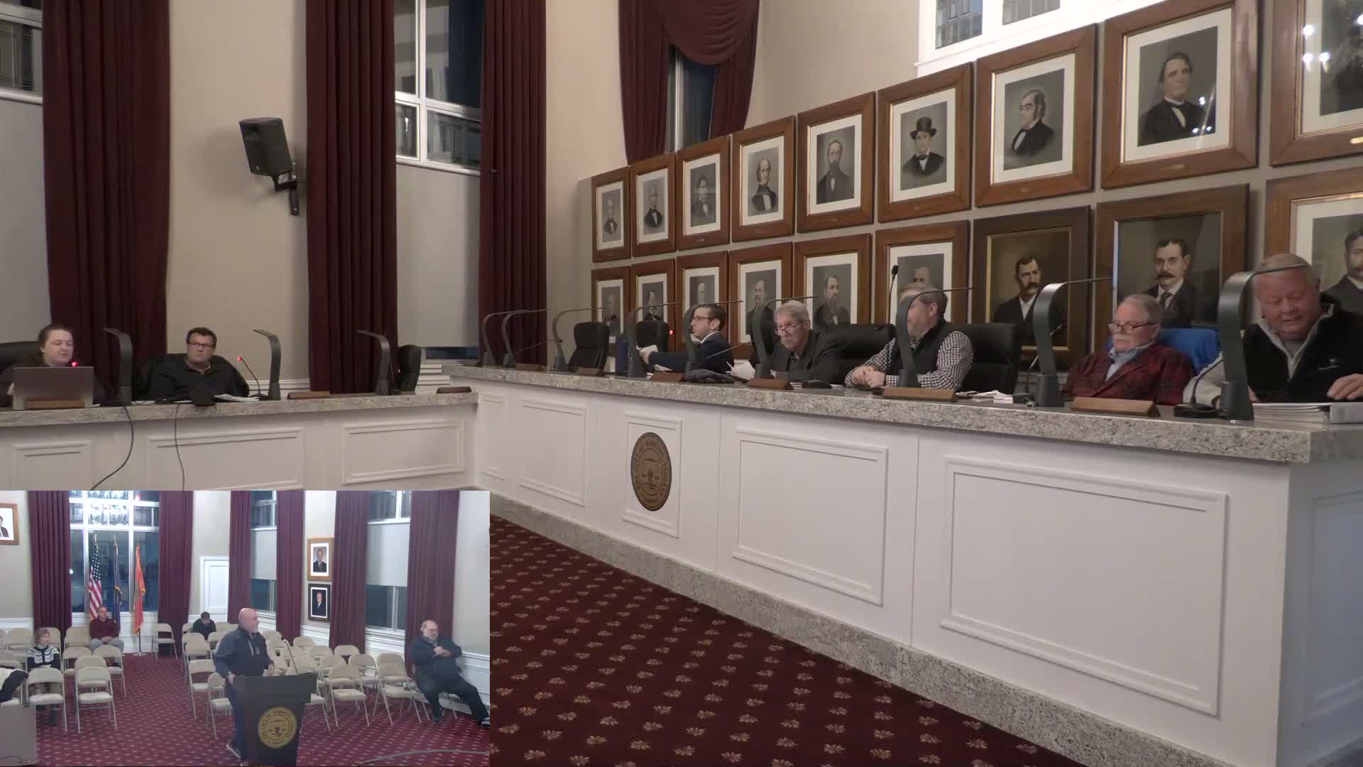 Historic board backs city enforcement of vacant-and-abandoned property at 420 Broadway after staff presentation