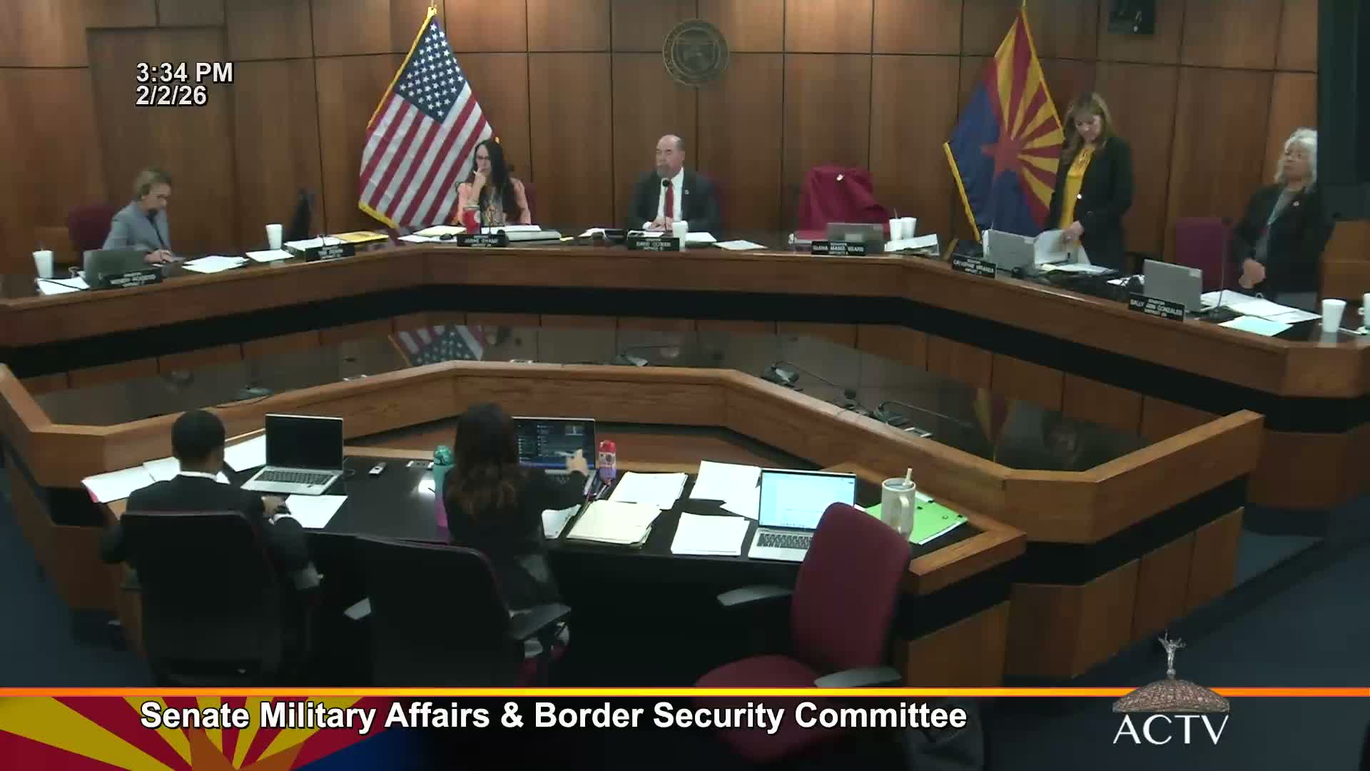 Committee advances bill to bar probation for unlawfully present convicted persons and require ICE notification