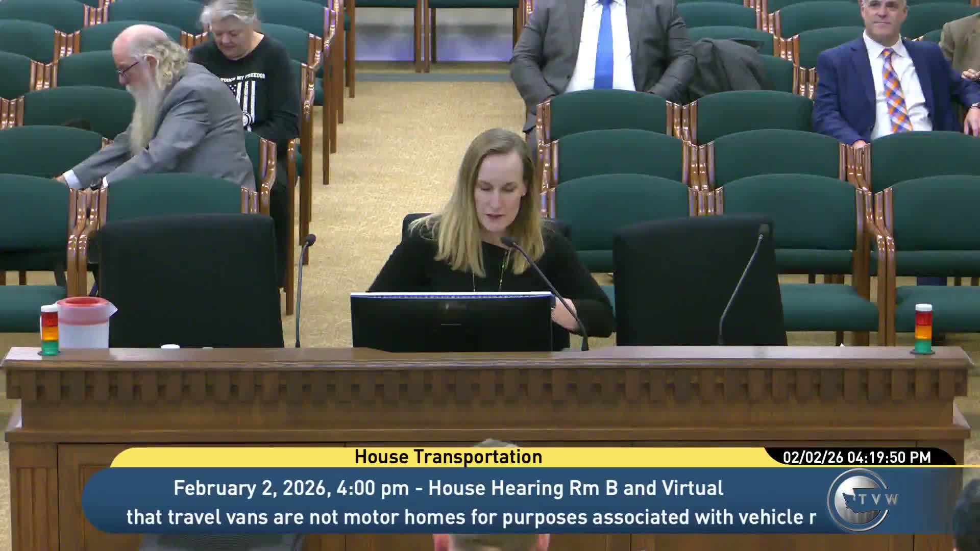 Bill would allow electronic signatures for insurer vehicle title transfers to speed payments