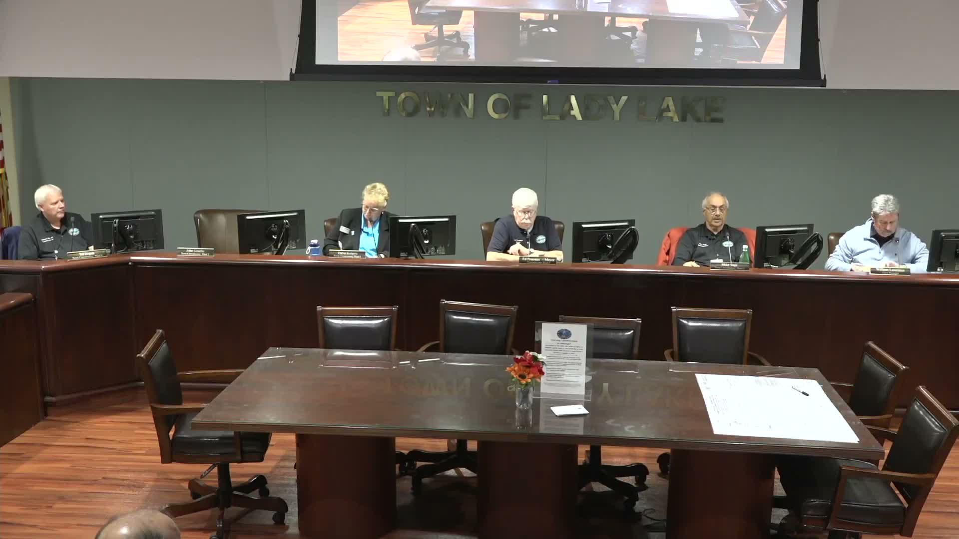 Town attorney says Lady Lake may adopt a complete burn ban; commission could consider ordinance