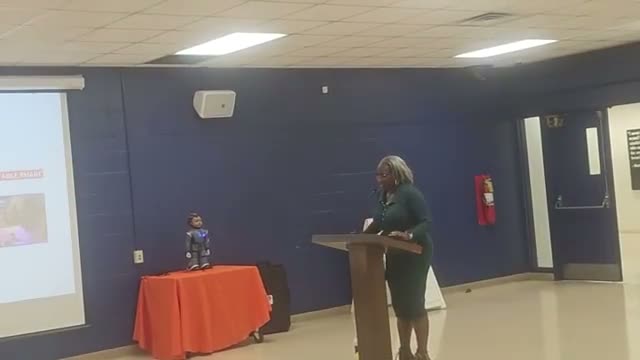 District says Title I allocation is about $5.6 million; trustees hear rules for private‑school shares