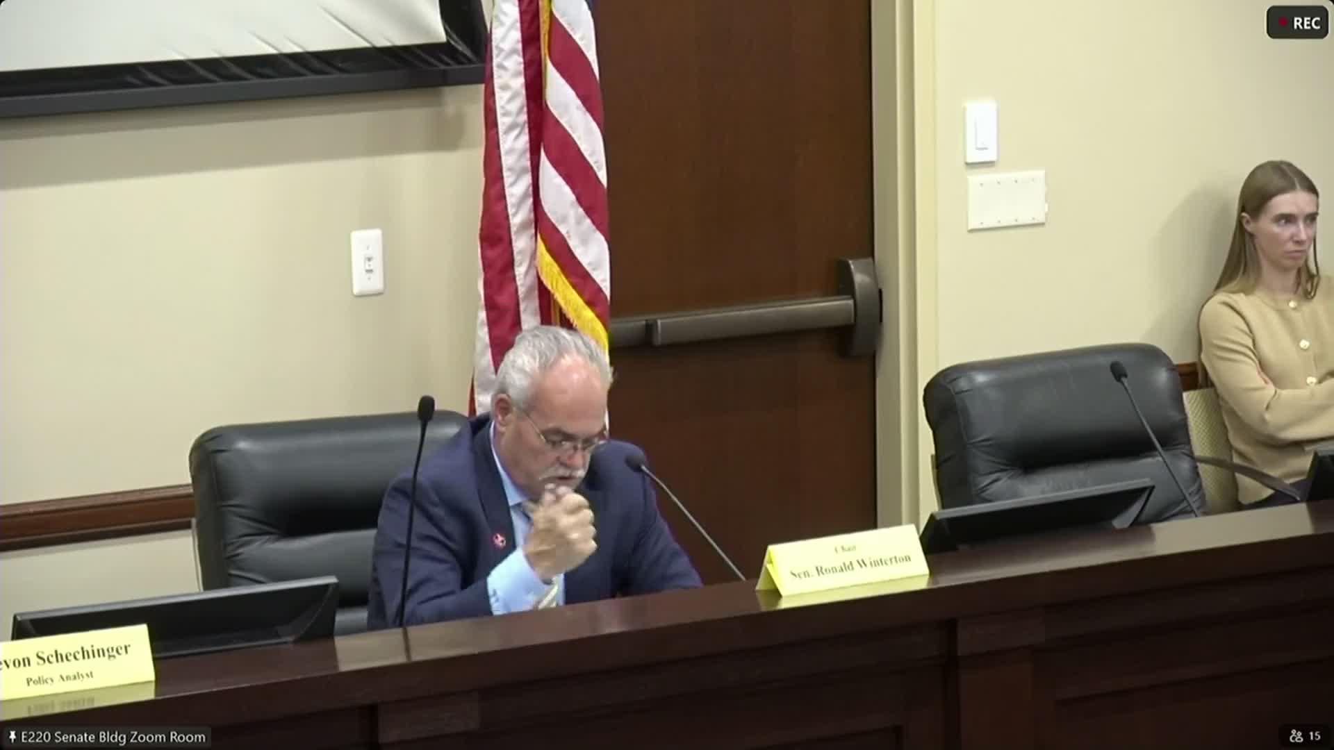 Committee adopts substitute for bill tracking federal guidance letters; posts to public notice website