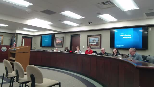 Marquette meeting examines data-center planning and proposed parking-code edits