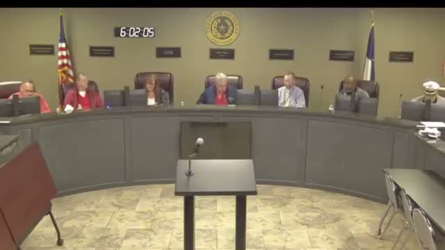 Freeport resident accuses council members of misconduct; council moves into executive session on Petty lawsuit