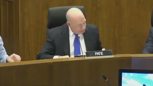 Planning board approves 16‑lot Skyline Woods proposal amid opposition citing earlier court covenant