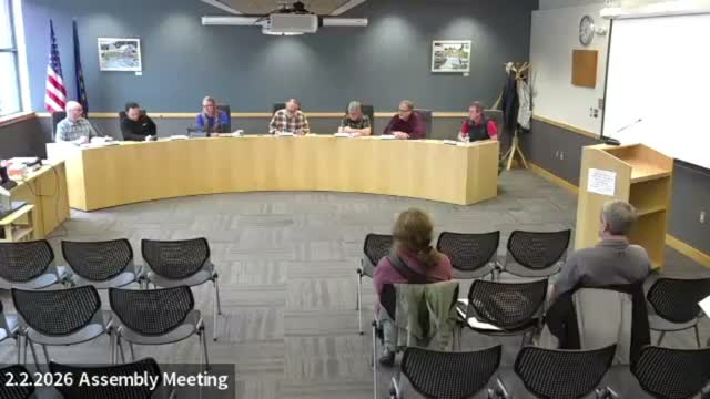 Petersburg assembly advances harbor fee increases; fishermen ask for alternatives