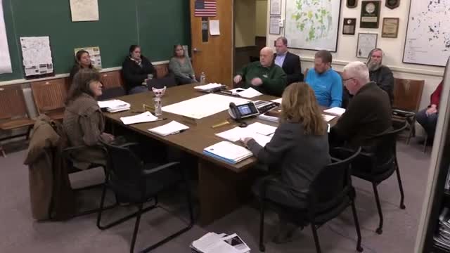 Charlton planning board continues Beach Middle Road hearing after septic, easement and engineering questions