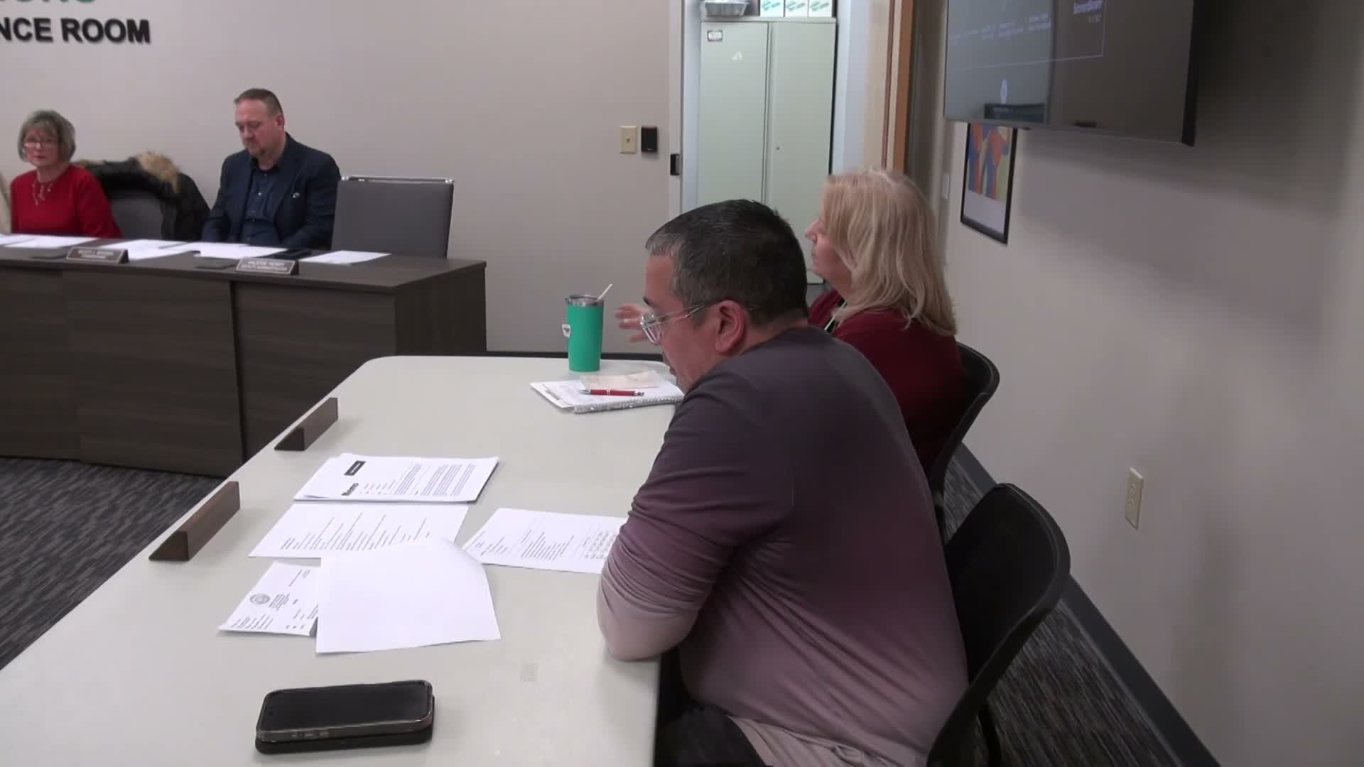 Board reviews machine repairs, poll-book distribution and rentals ahead of upcoming elections