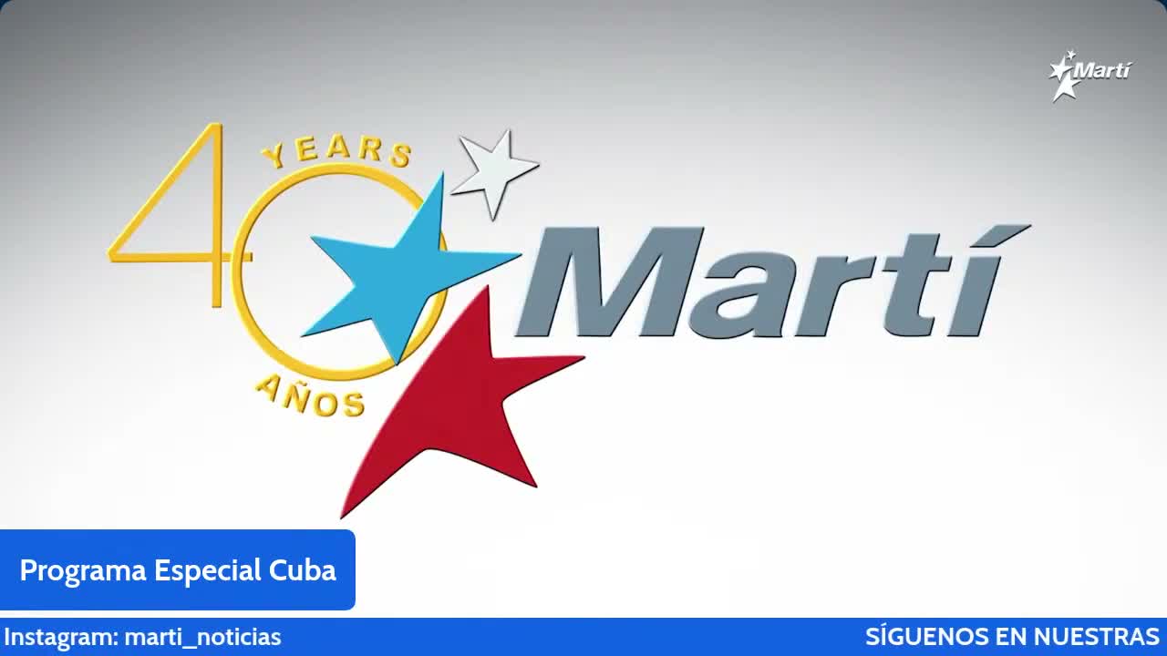 Radio Martí interrupts programming to report helicopters over Caracas; on-air claim not sourced in transcript