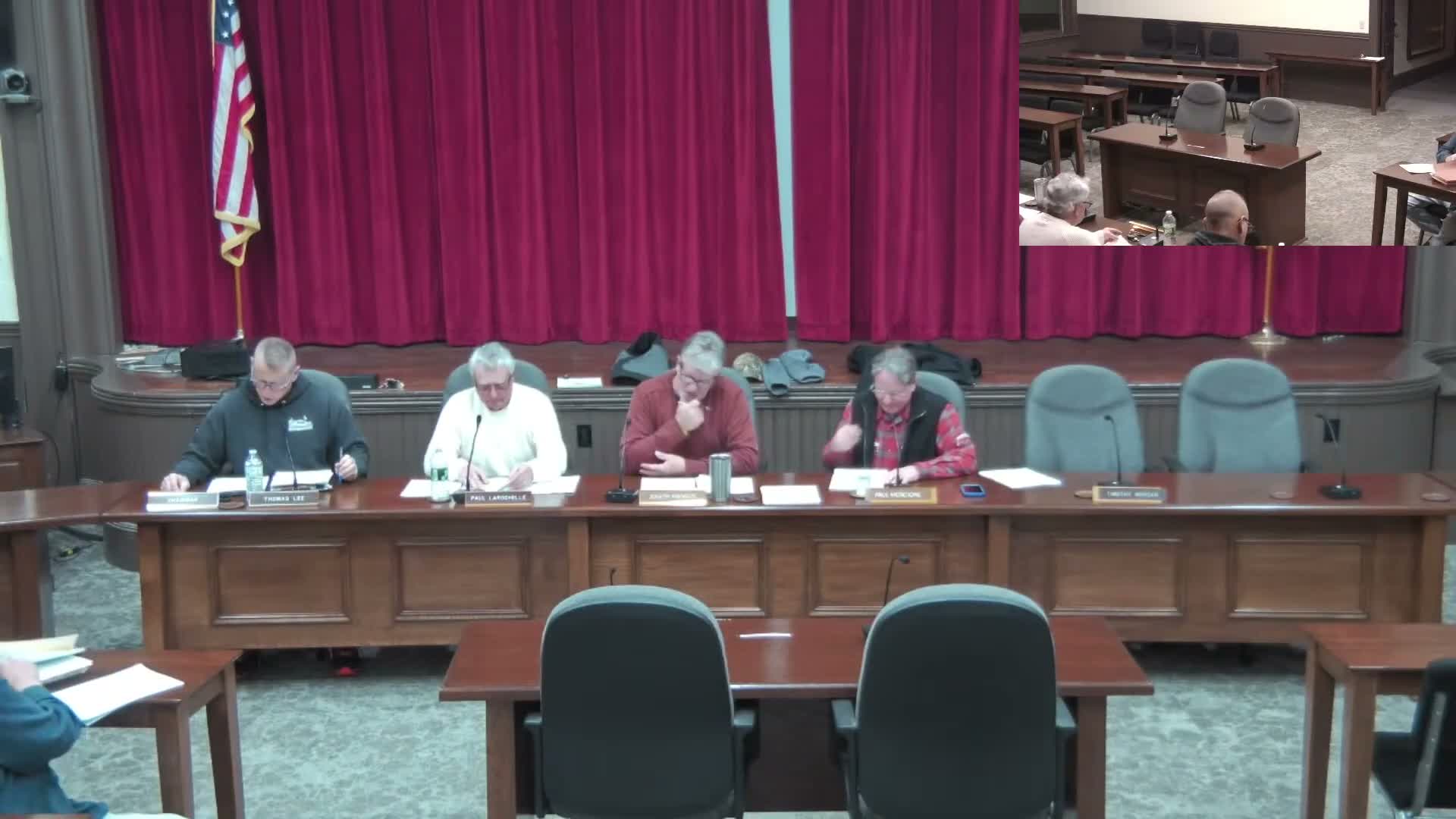 Alton zoning board grants two driveway variances after debate over ambiguous ‘less than 3’ wording