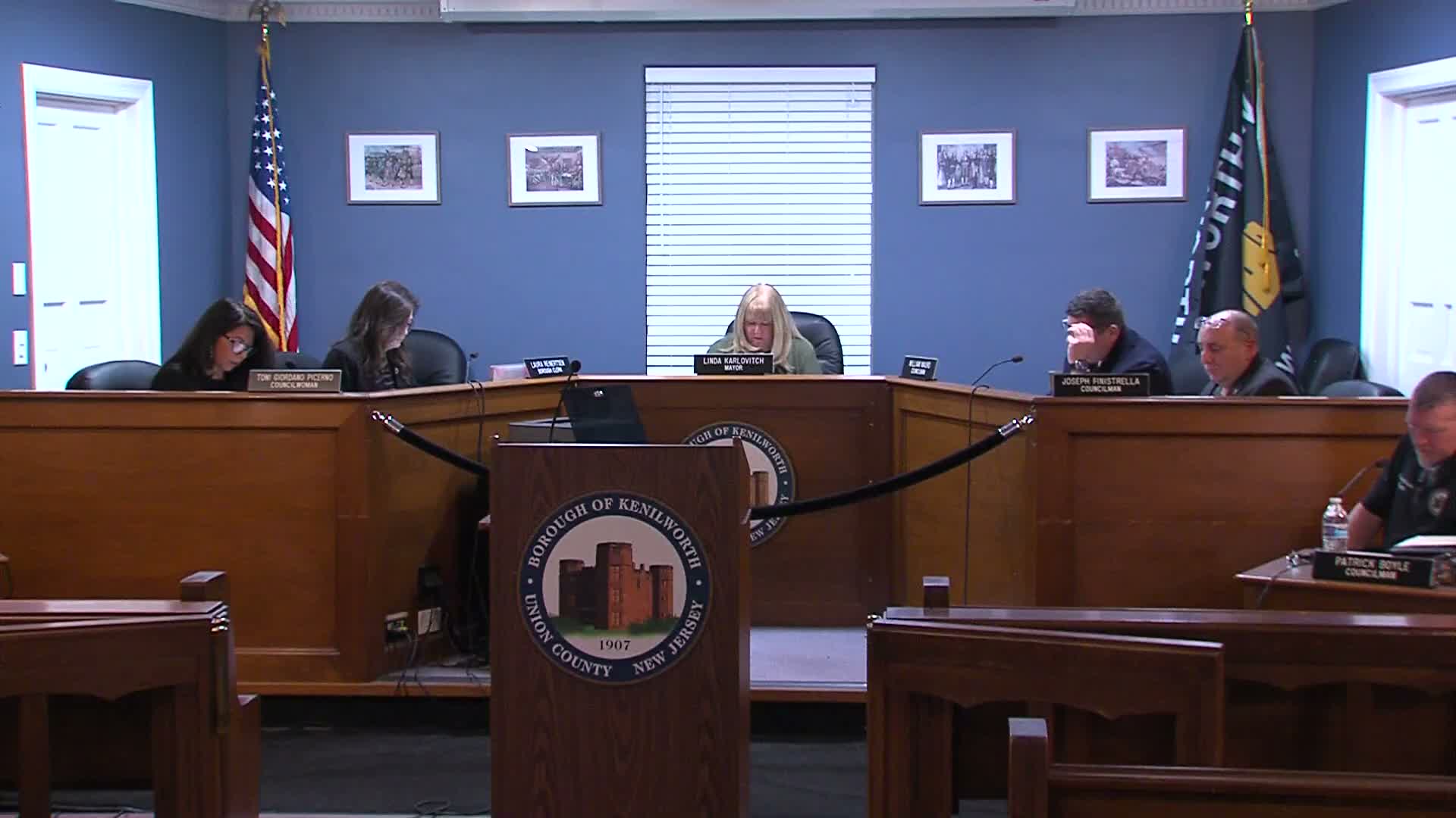 Kenilworth council tables proposal to expand allowable RV size after safety and neighborhood concerns