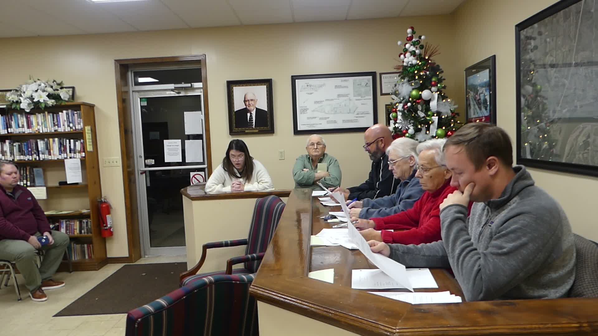 Cumberland City staff send certified letters over campers, request owner meetings; legal action possible