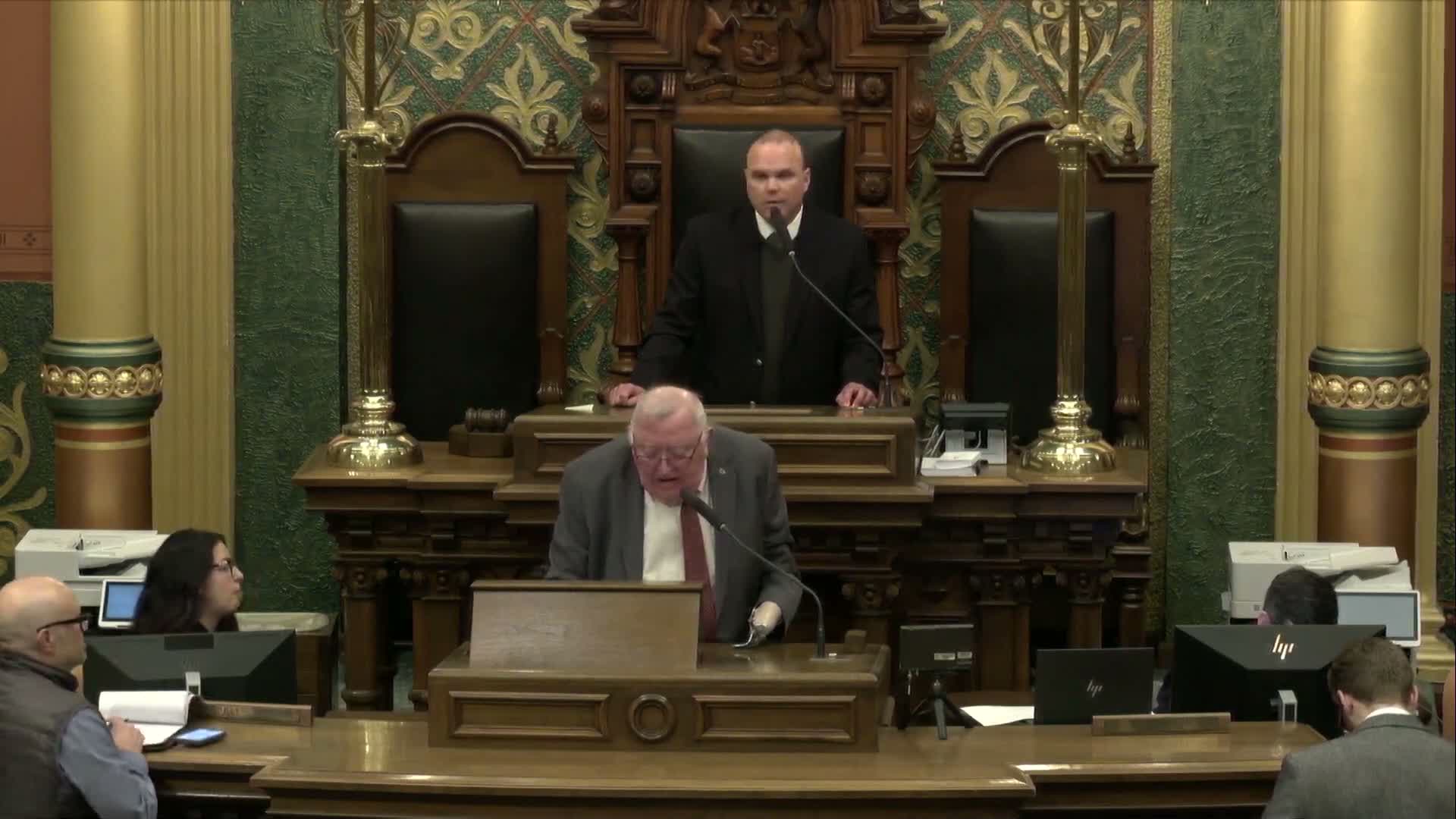 House adjourns for lack of quorum; clerk announces bill reproductions and joint appropriations meeting