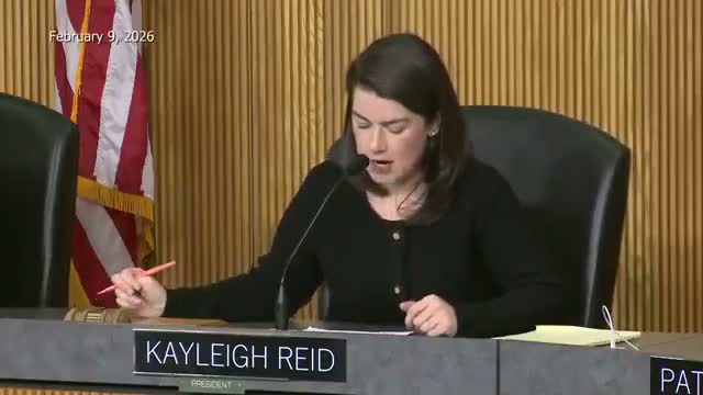 Residents urge Livonia to reconsider weed-control bids over concerns about 2,4‑D; DPW says no equally effective non‑toxic alternative known