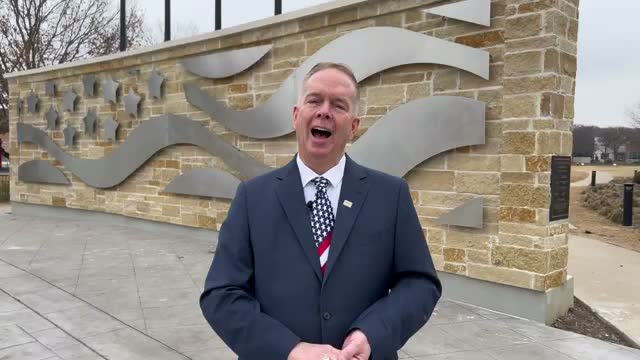 Coppell leaders and residents gather to honor veterans at new Veterans Plaza