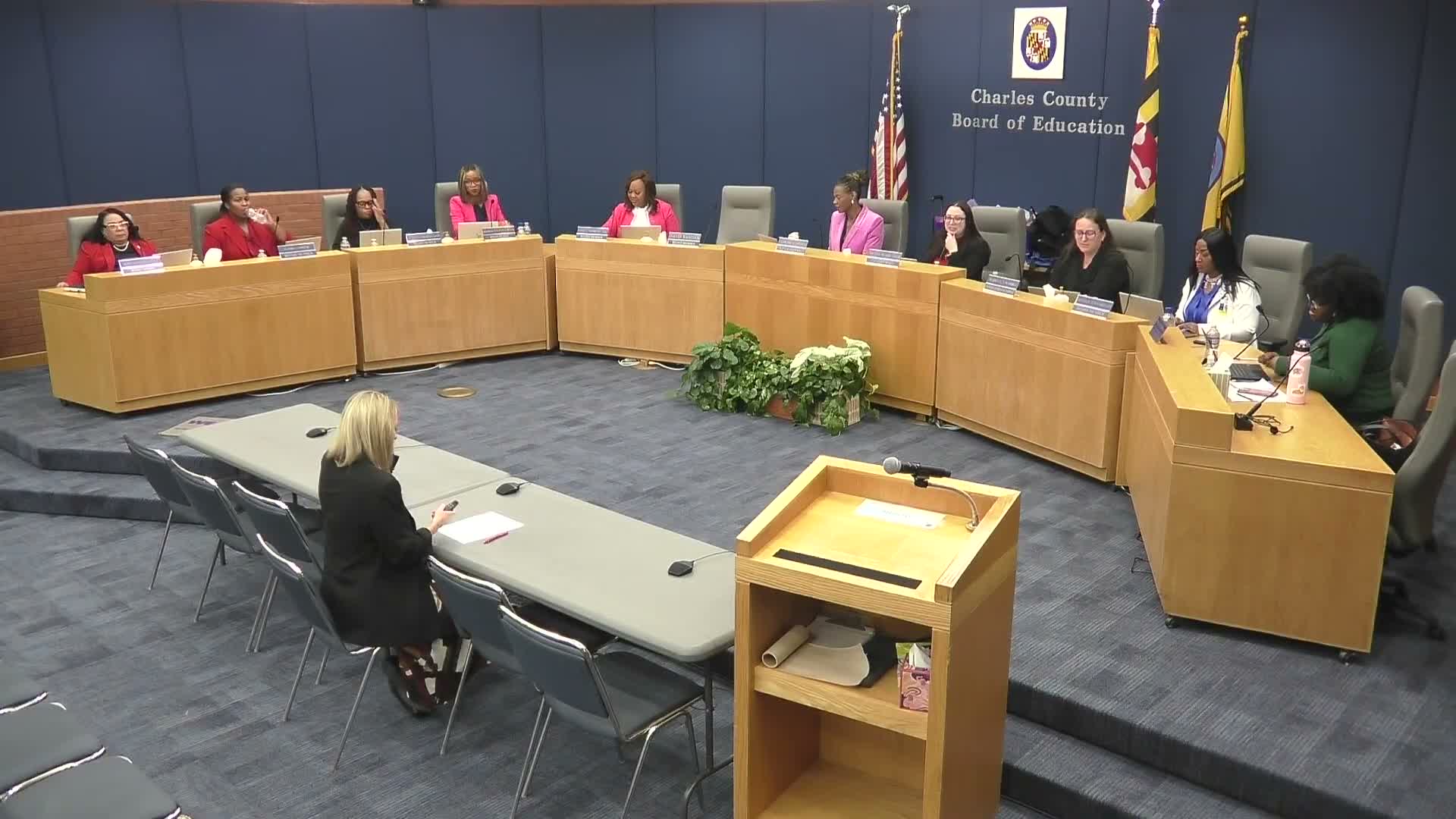 Board approves one calendar makeup day, rejects Easter‑Monday change; town hall on virtual instruction set