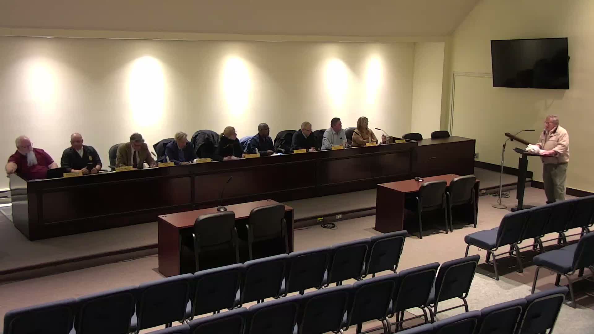 Residents press council on First Aid funding, no‑bid rescue vehicle and personnel confidentiality