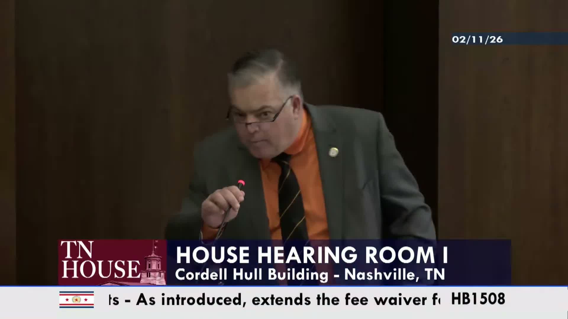 Committee sends retired-officer handgun-permit fee-waiver bill to Finance committee