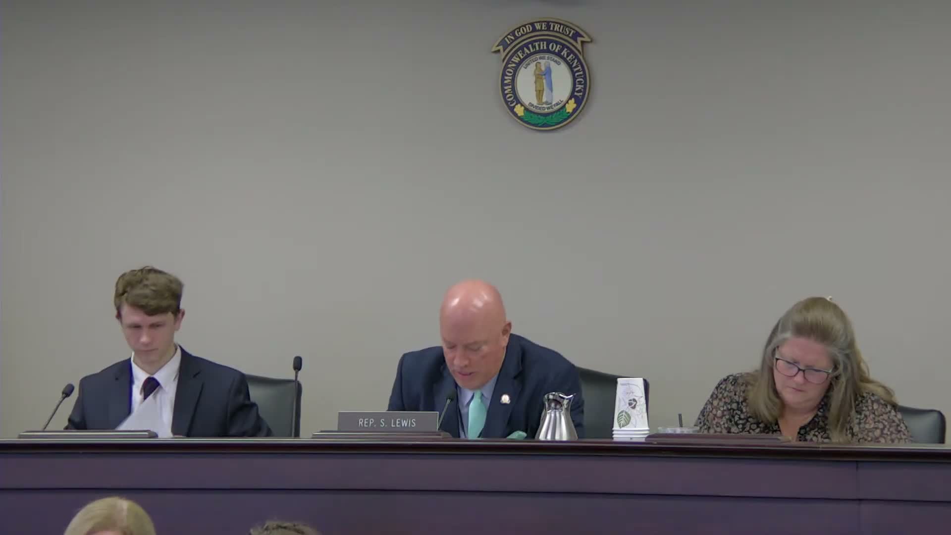 House committee backs bill to create Kentucky‑defined alternate diploma for students on alternate assessments