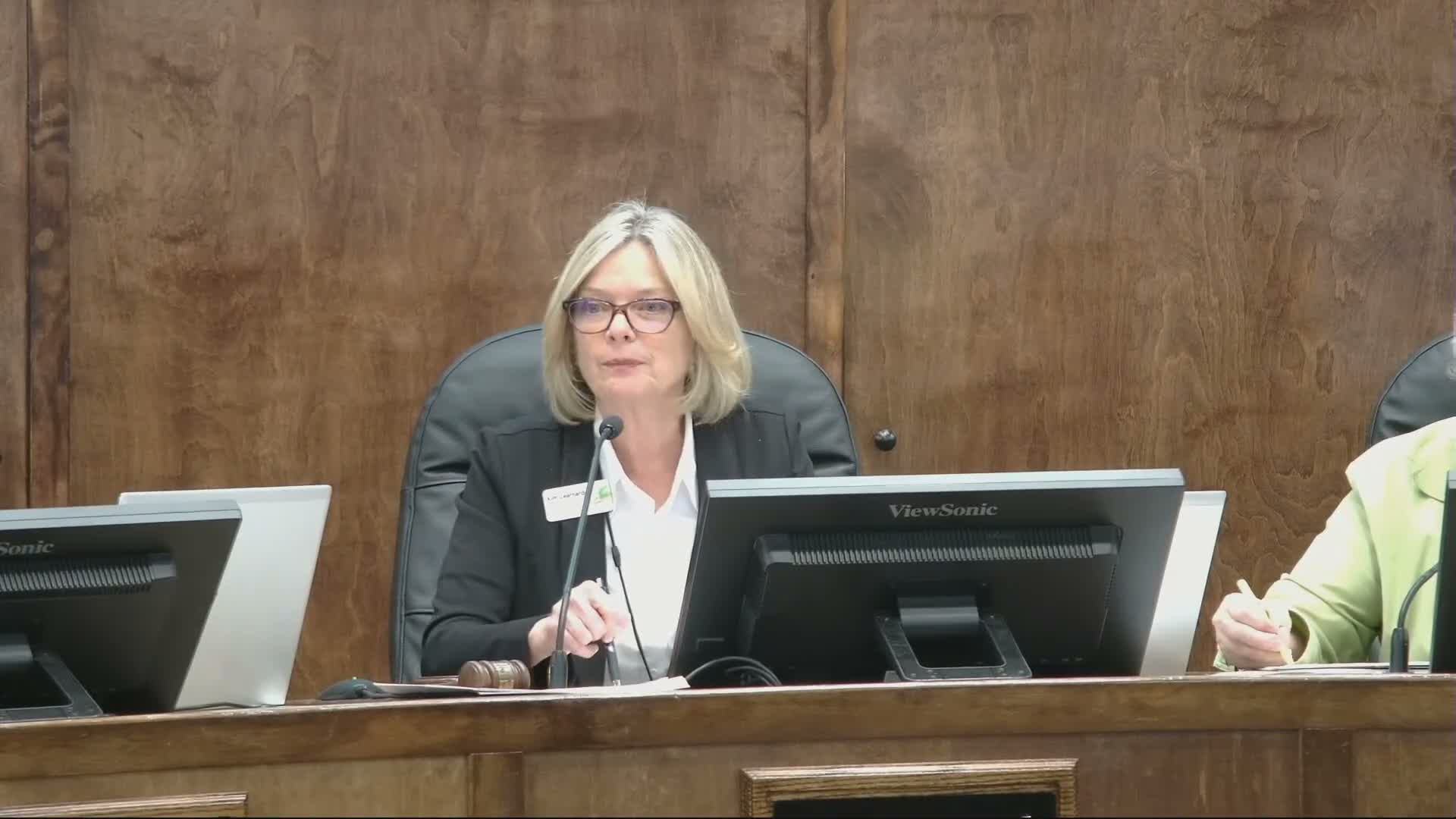 Peachtree City approves $18,000 pilot for AI resident-engagement service after live demo