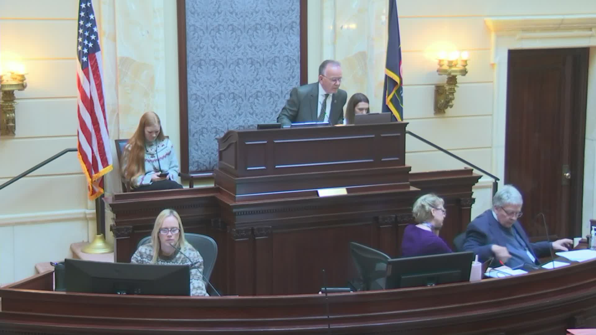 Utah Senate approves district-court amendments creating three-judge panels; companion civil-procedure resolution also clears the Senate