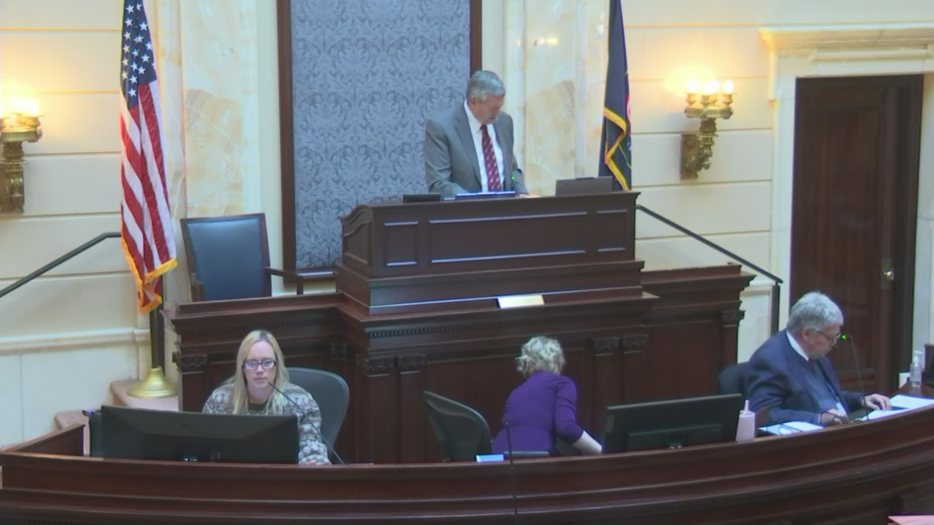 Utah Senate debates voting amendments tightening citizenship verification; measure tabled on third for fiscal review