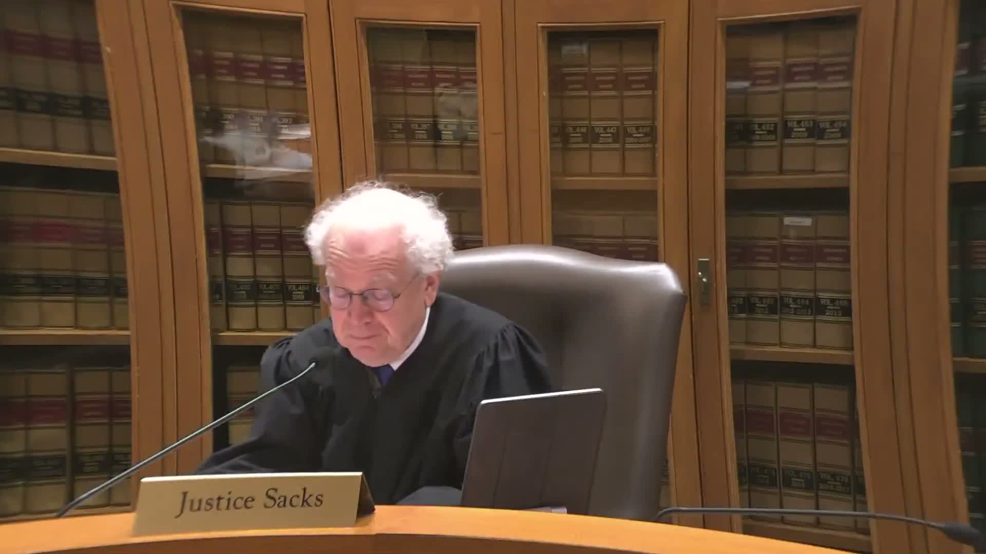 Appeals court reviews post‑settlement property dispute over waiver, proof of funds and interlocutory review