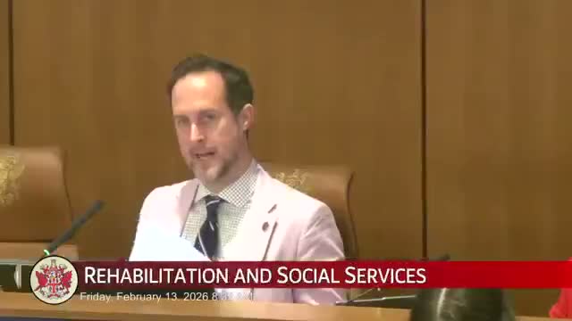 Committee adopts amendment and advances bill expanding mandatory-reporting duties