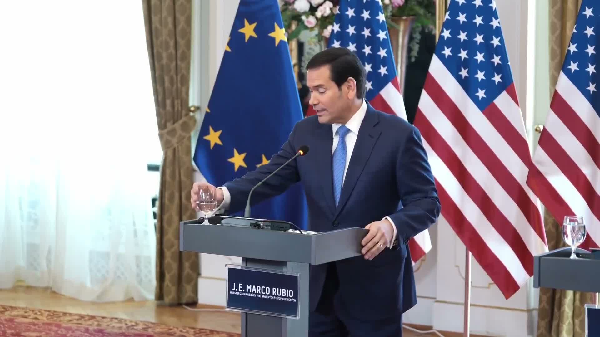 Rubio says U.S. engaged with Syria and Kurdish leaders to avert ISIS prisoner crisis; declines to discuss Greenland