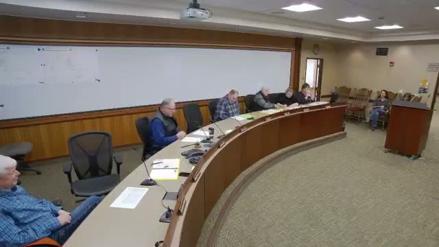 Sheridan County approves 10‑year hangar lease with Bighorn Airways