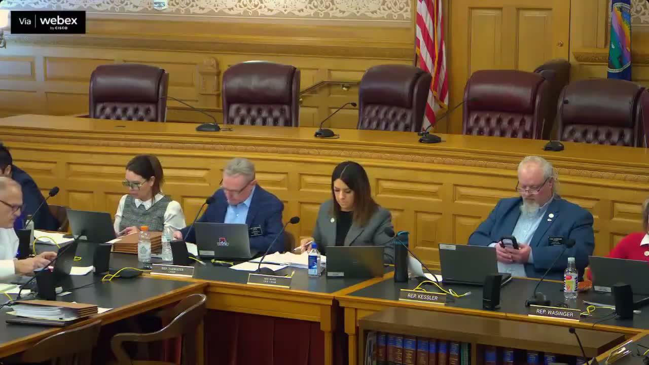 Committee advances bill to speed technical fixes and require early notice for state regulatory changes