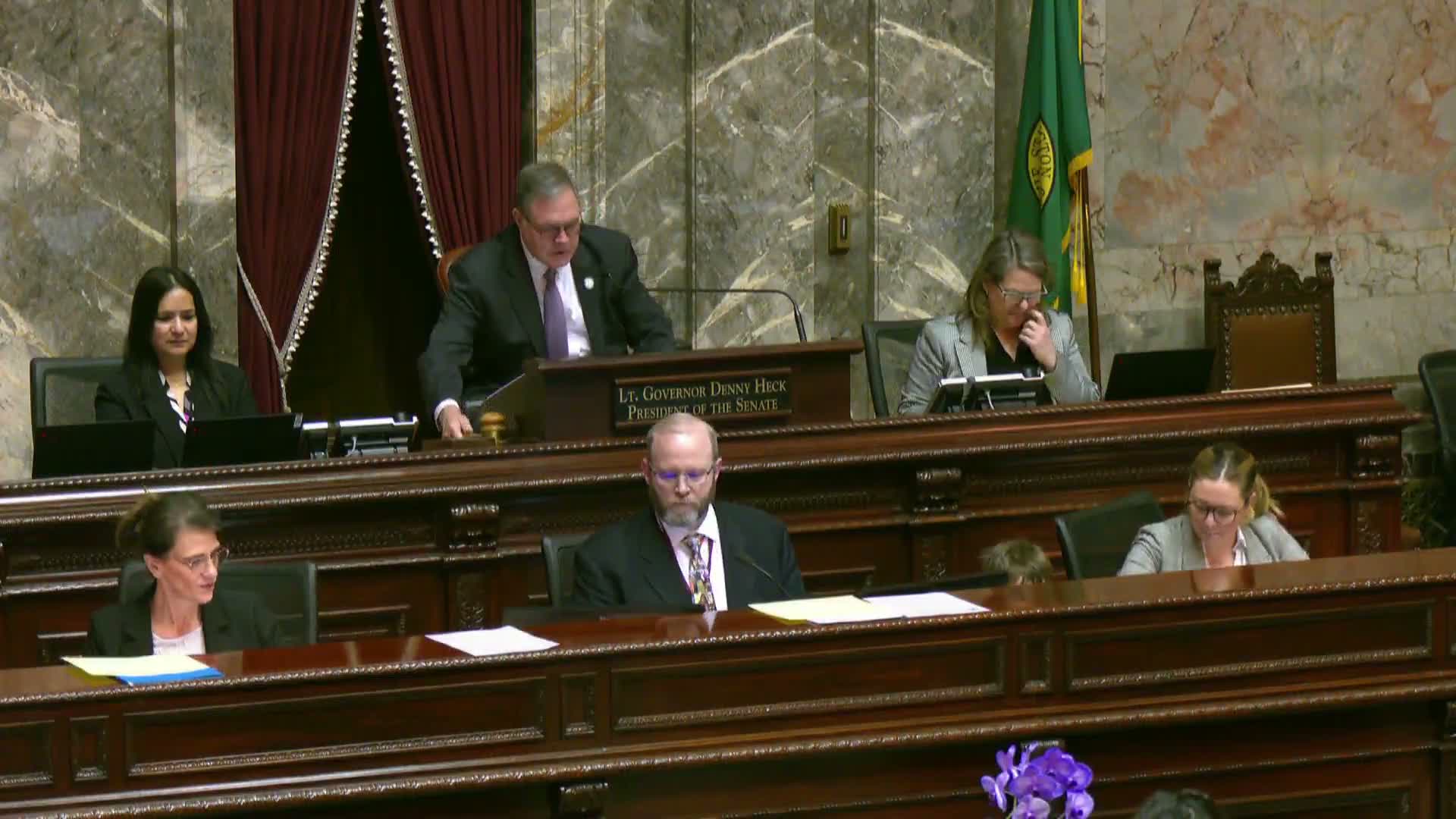 Senate advances and passes bill recognizing Wilkinson sandstone as state sandstone