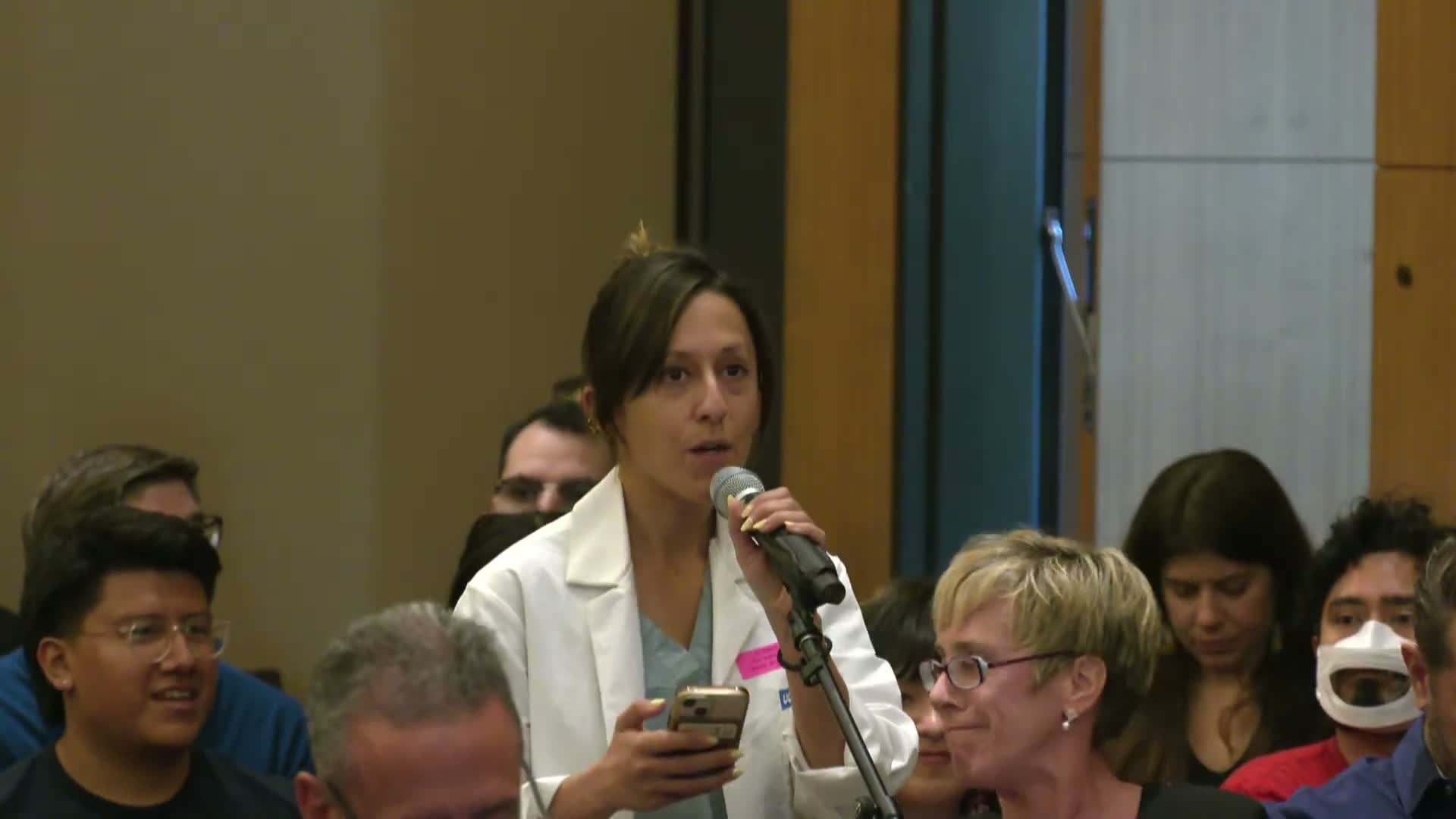 UC resident physicians urge regents to intervene as bargaining stalls