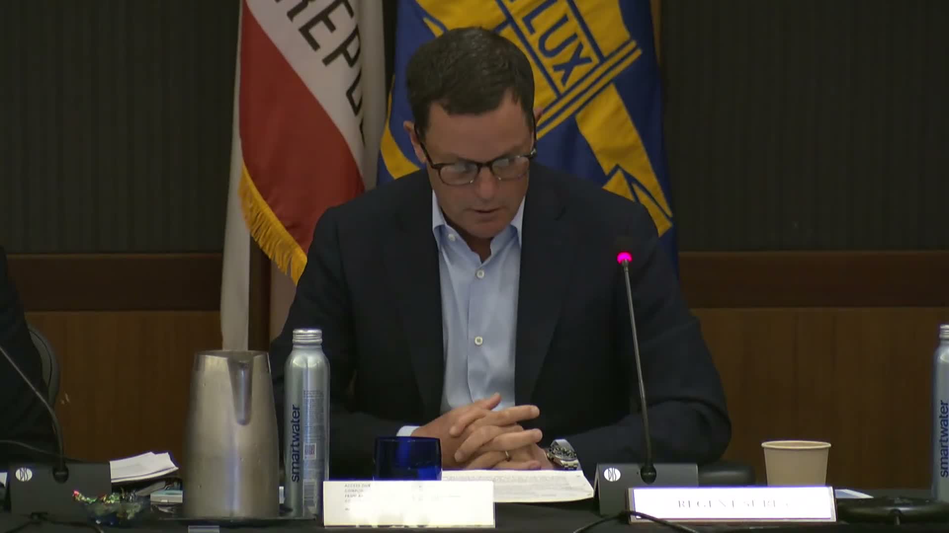 Regents' health services committee approves Nov. 18 minutes in unanimous roll call