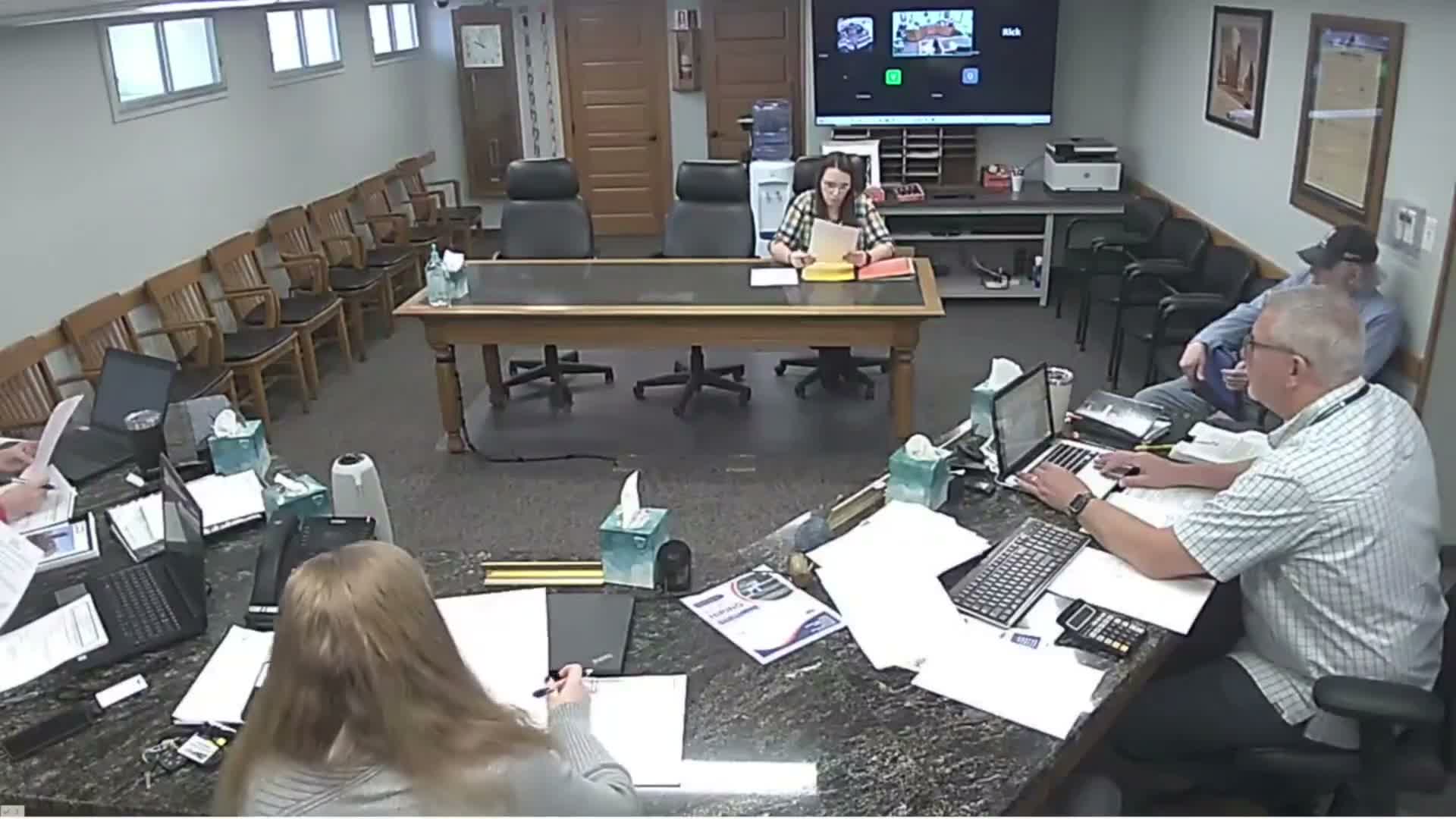 Drainage trustees award brush/weed control contract to TBB Spring, approve invoices and set DD 169 informational meeting