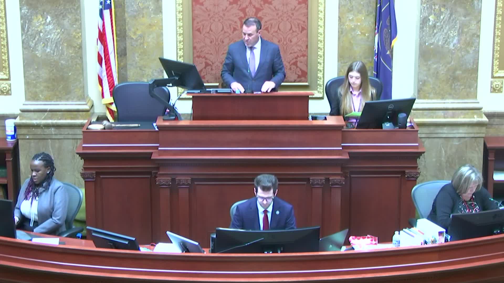 House clarifies offender-transfer registration, raises fee for interstate transfers