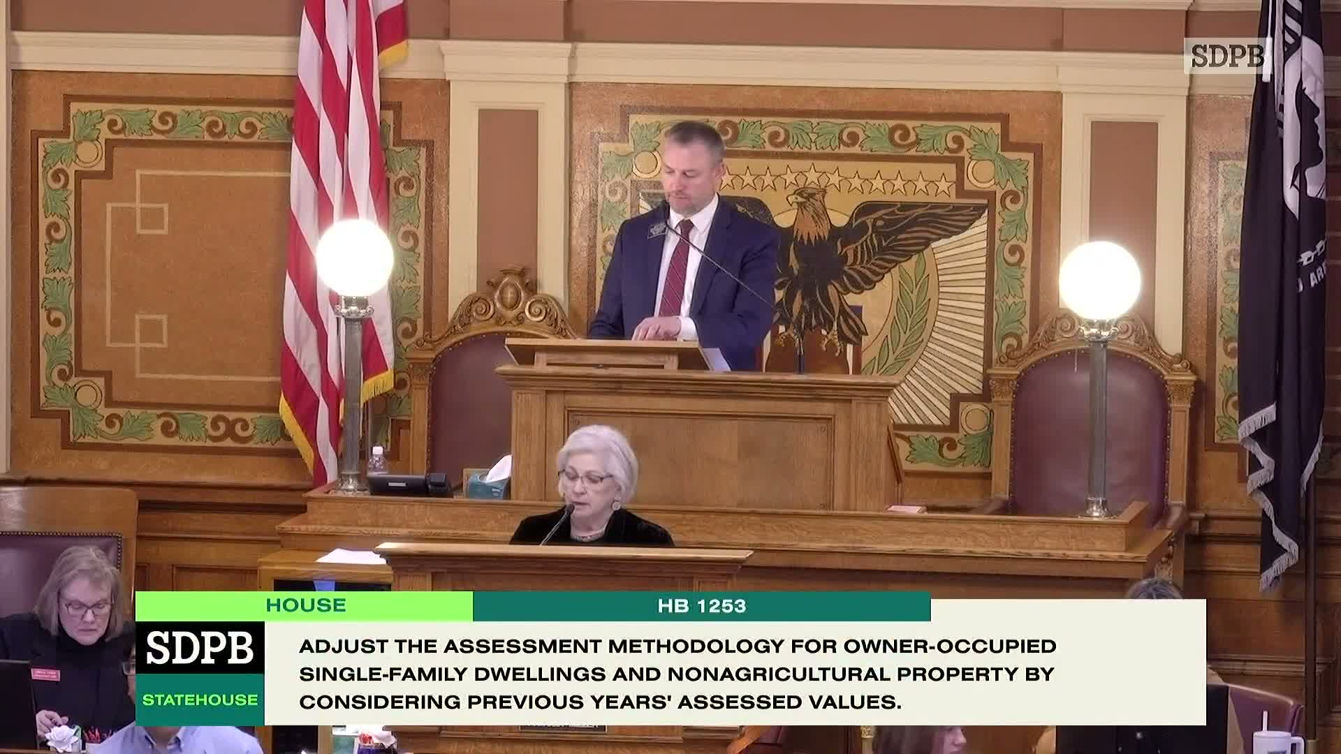 House considers "snow bear" licensing, but bill fails to meet two-thirds threshold