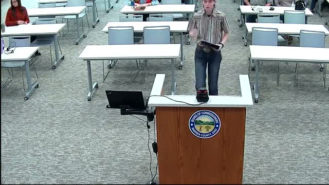 Public raises concerns about Lebanon term sheet and potential revenue loss for Warren County fair