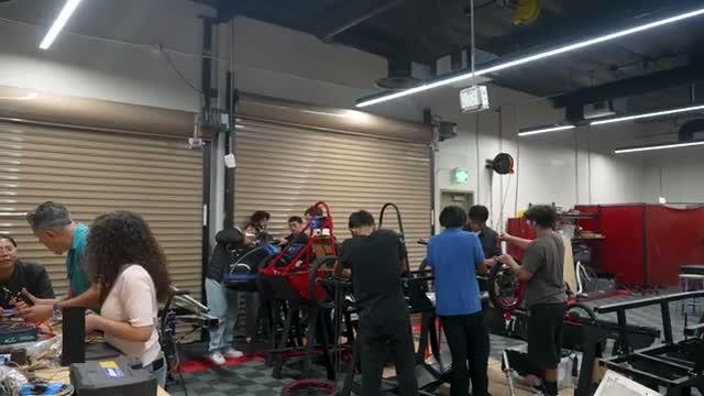 Tustin Unified showcases hands-on STEM, classroom AI and family workshops across district