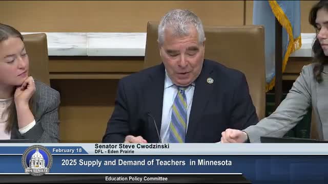 Senate advances PELSB agency bill and Interstate Teacher Mobility Compact to State and Local Government committee