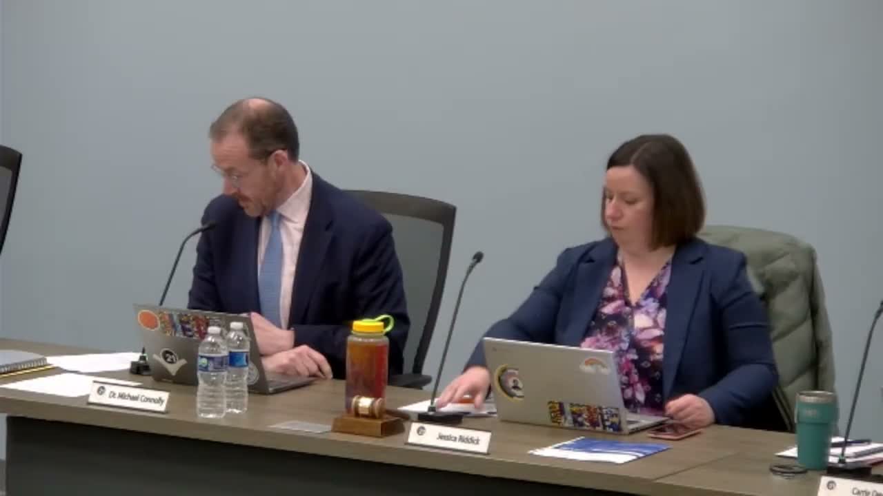 District 21 details K–8 literacy plan and teacher training expansion