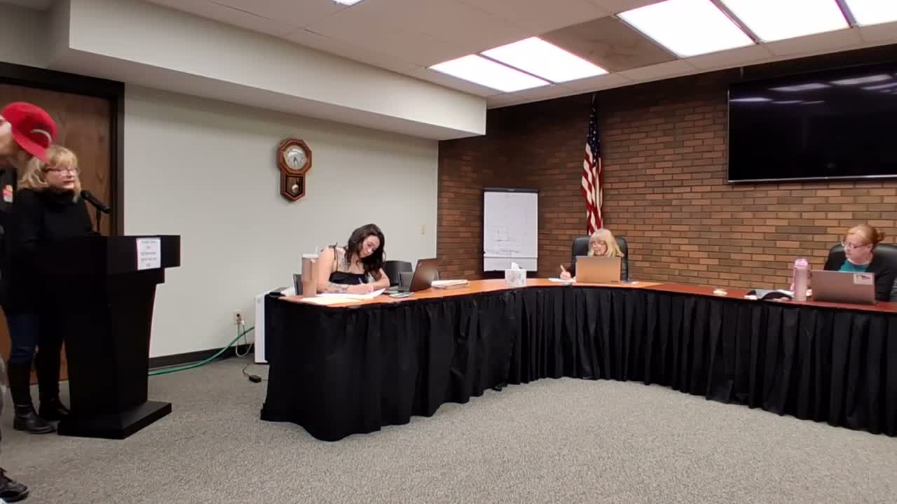 Residents press Madison County on outsourcing, veterans services and alleged mismanagement