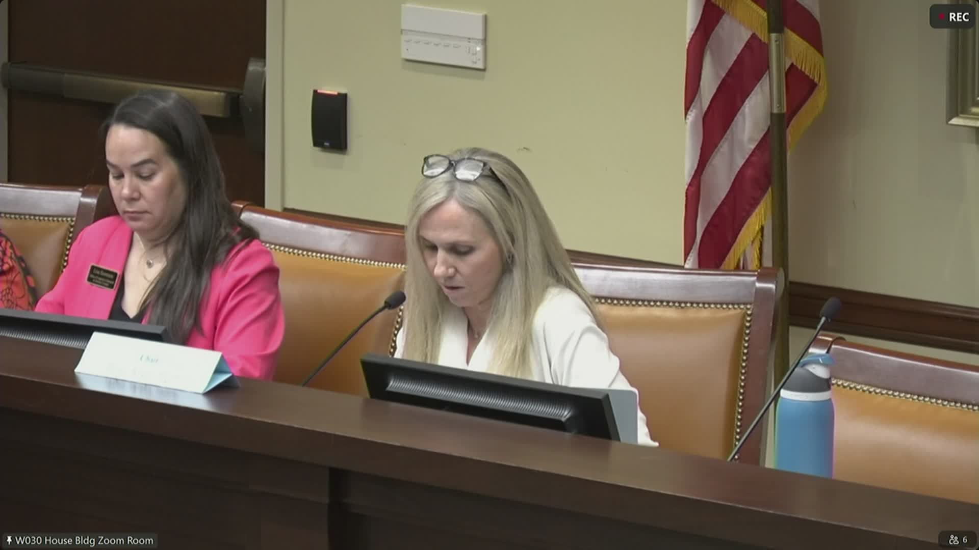 Committee holds HB 359 to interim after discussion of preceptor fund and administration