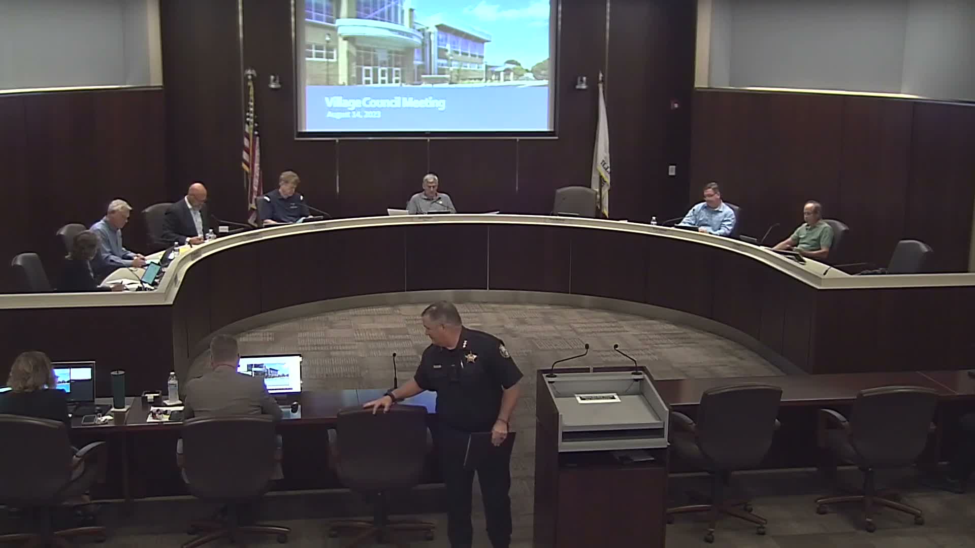 Palatine committee backs ordinance to cap video‑gaming licenses at 11 and set 50% alcohol‑sales criterion for new applicants