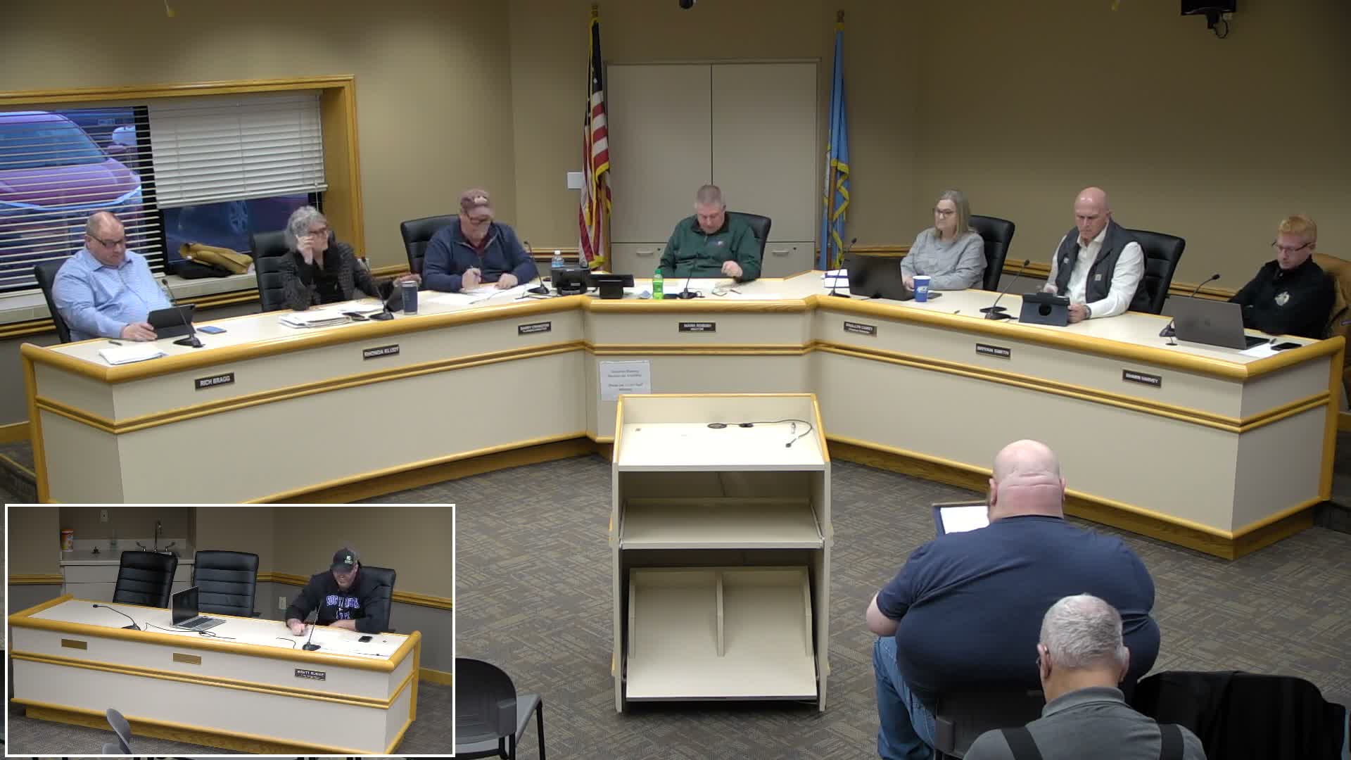 Commission accepts quitclaim for Broadland Creek lot and approves Glanzer plat