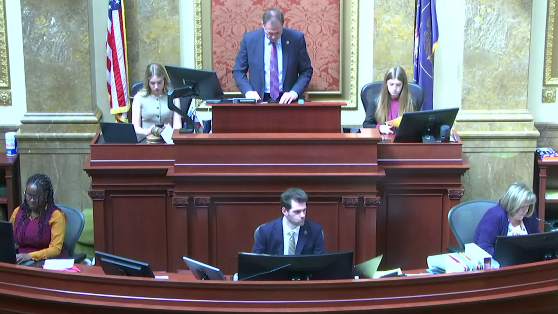 Utah House adopts bill asking school community councils to review recess-before-lunch guidance