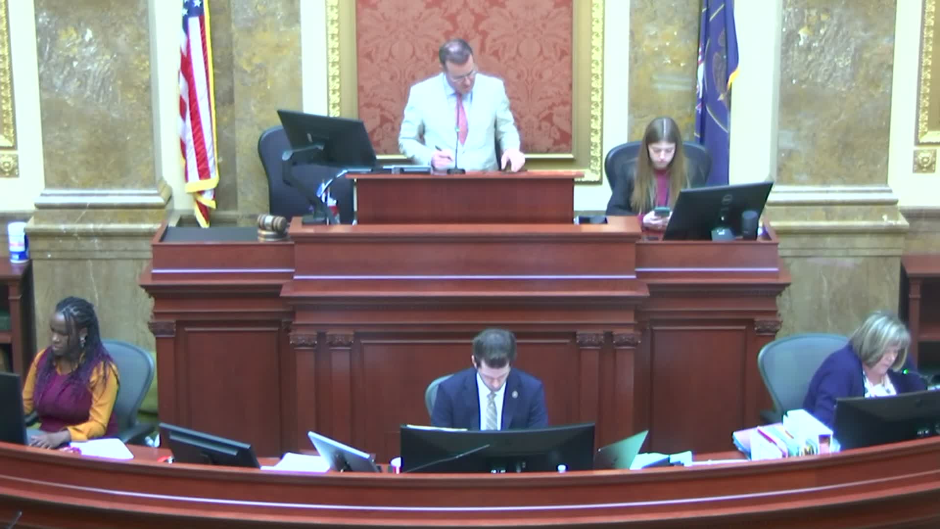 House circles bill that would restrict some nonemergency public benefits to citizens